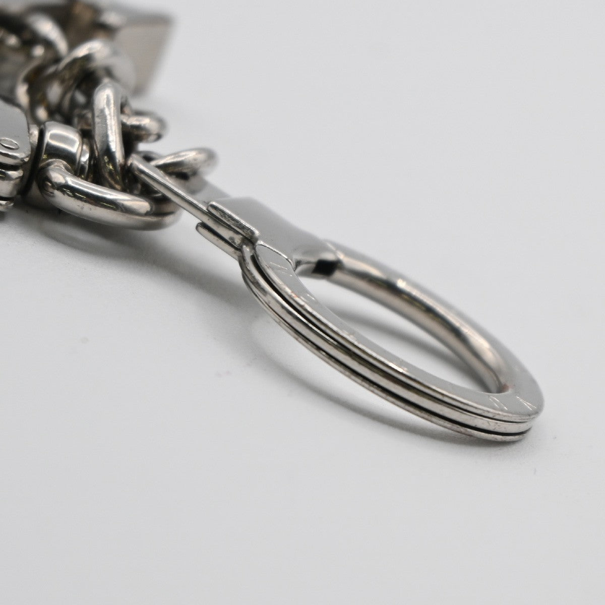 LOUIS VUITTON LV Porte Cles Initiales LV Charm Key Ring Silver M65071 67MA374