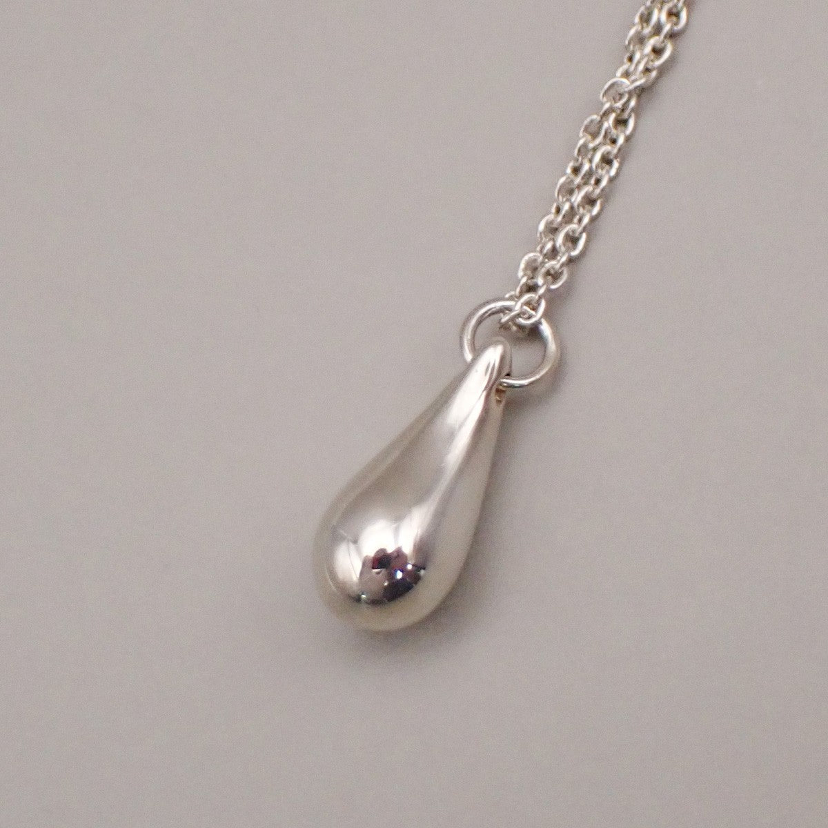 Tiffany & Co. Logo Tear Drop Chain Necklace Pendant Ag 925 Silver 09YH712