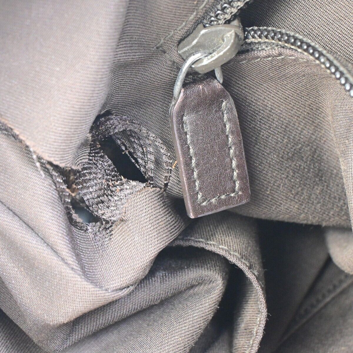 GUCCI Logo GG Pattern Shoulder Bag Canvas Leather Brown Gold Italy 67FA740