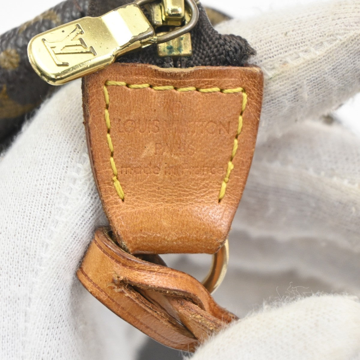 LOUIS VUITTON Pochette Accessoires Hand Bag Monogram Leather BN M51980 18CA666