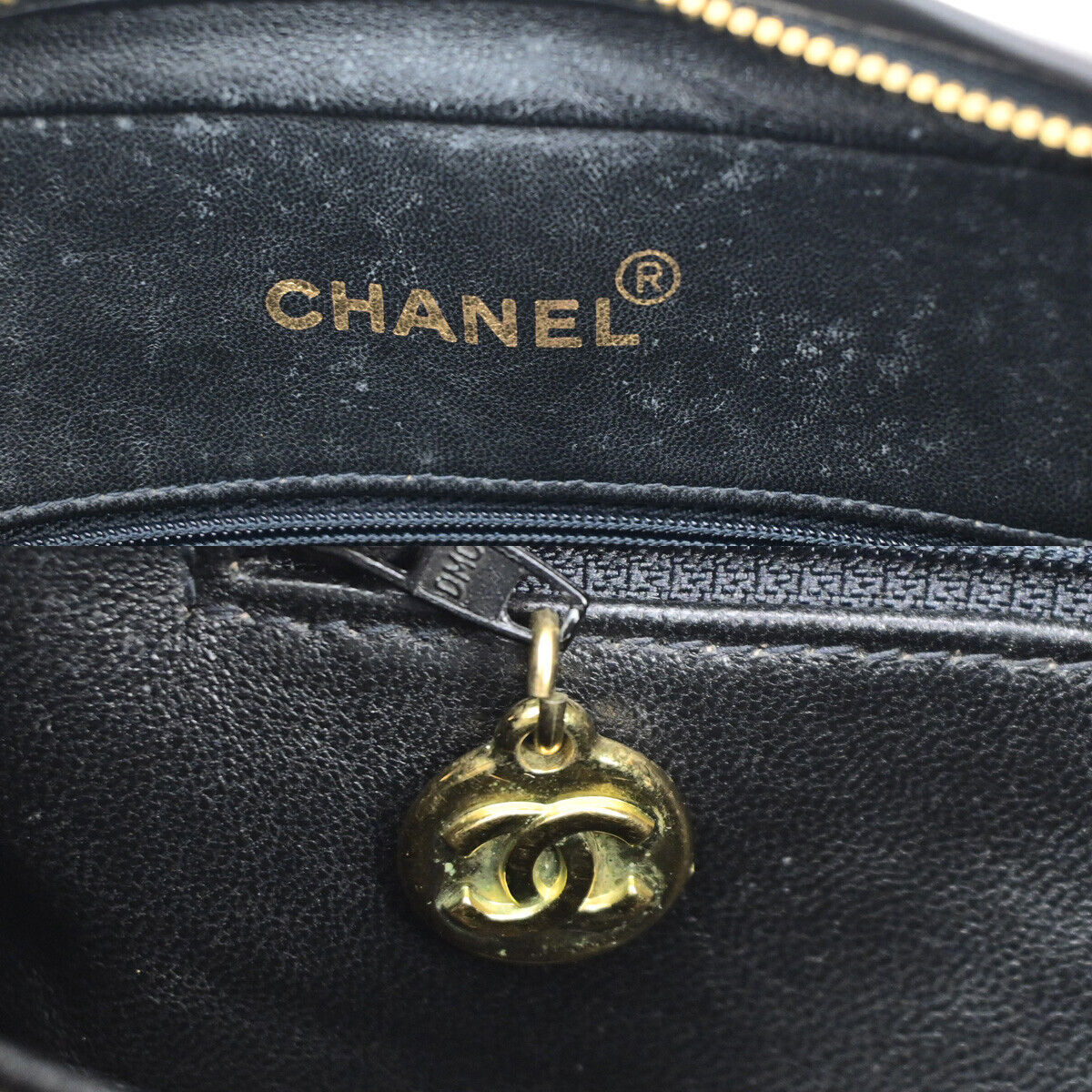 CHANEL CC Matelasse Tassel Chain Shoulder Bag Leather GHW BK Vintage 328RJ942
