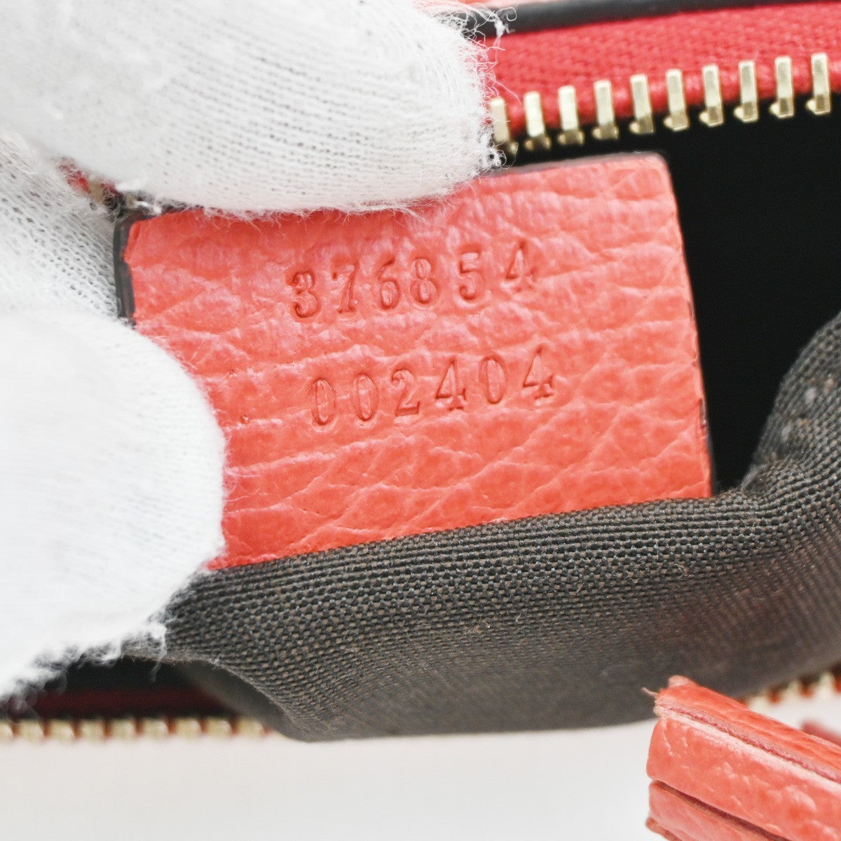 GUCCI Logo Bamboo Charm Clutch Pouch Bag Pebbled Leather Red Italy 61KC890