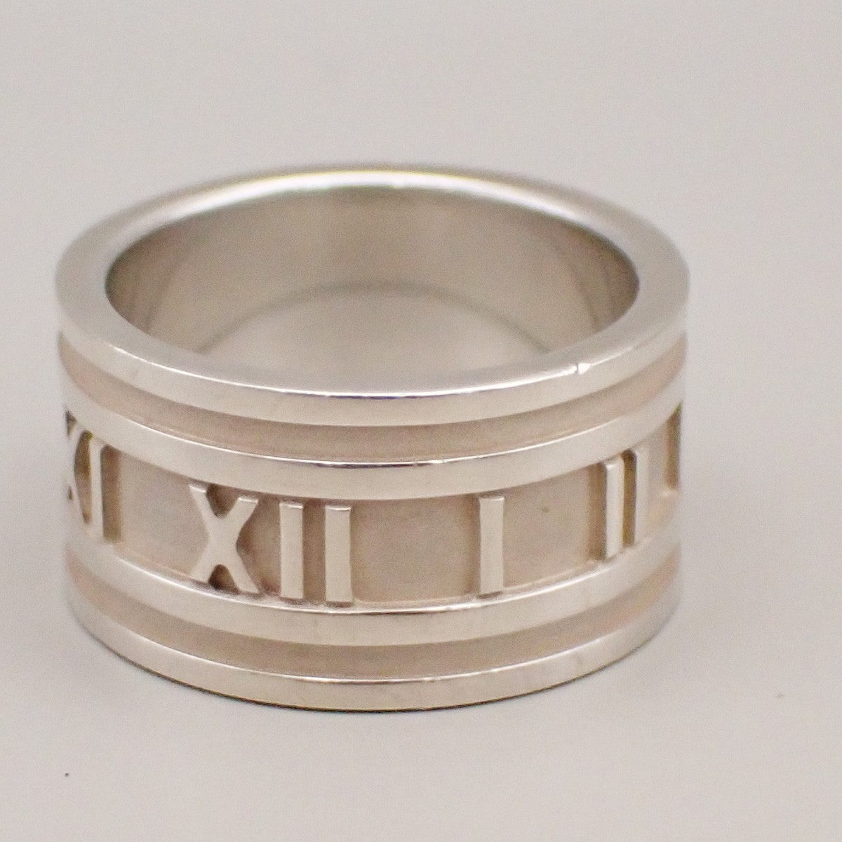 Tiffany & Co. Logo Atlas Ring US #8.5 Silver 925 Roman Numerals 09YH730