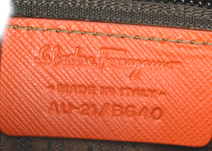 SALVATORE FERRAGAMO Gancini Logo Shoulder Bag Leather Orange GHW Italy 72RL709
