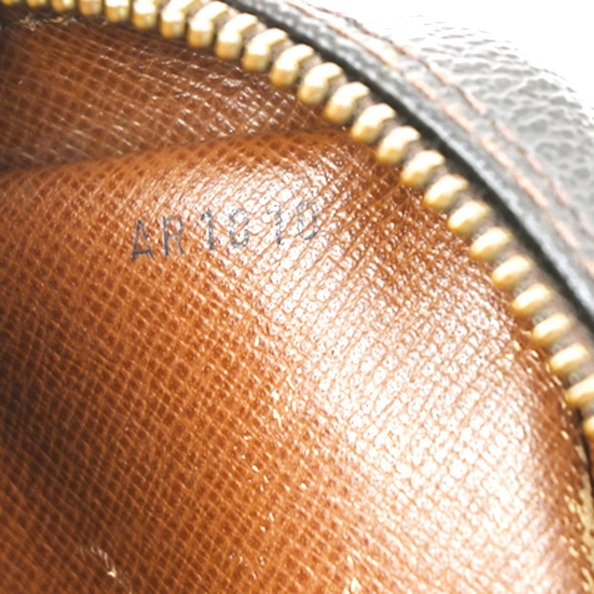 LOUIS VUITTON Amazon Crossbody Shoulder Bag Monogram Leather BN M45236 31KB675