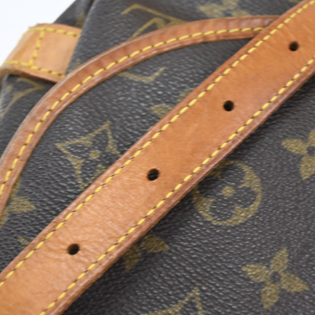 LOUIS VUITTON Logo Saumur 30 Shoulder Bag Monogram Leather Brown M42256 84CA912