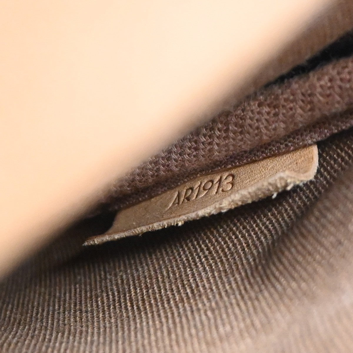 LOUIS VUITTON Logo Saumur 30 Shoulder Bag Monogram Leather Brown M42256 19CA490