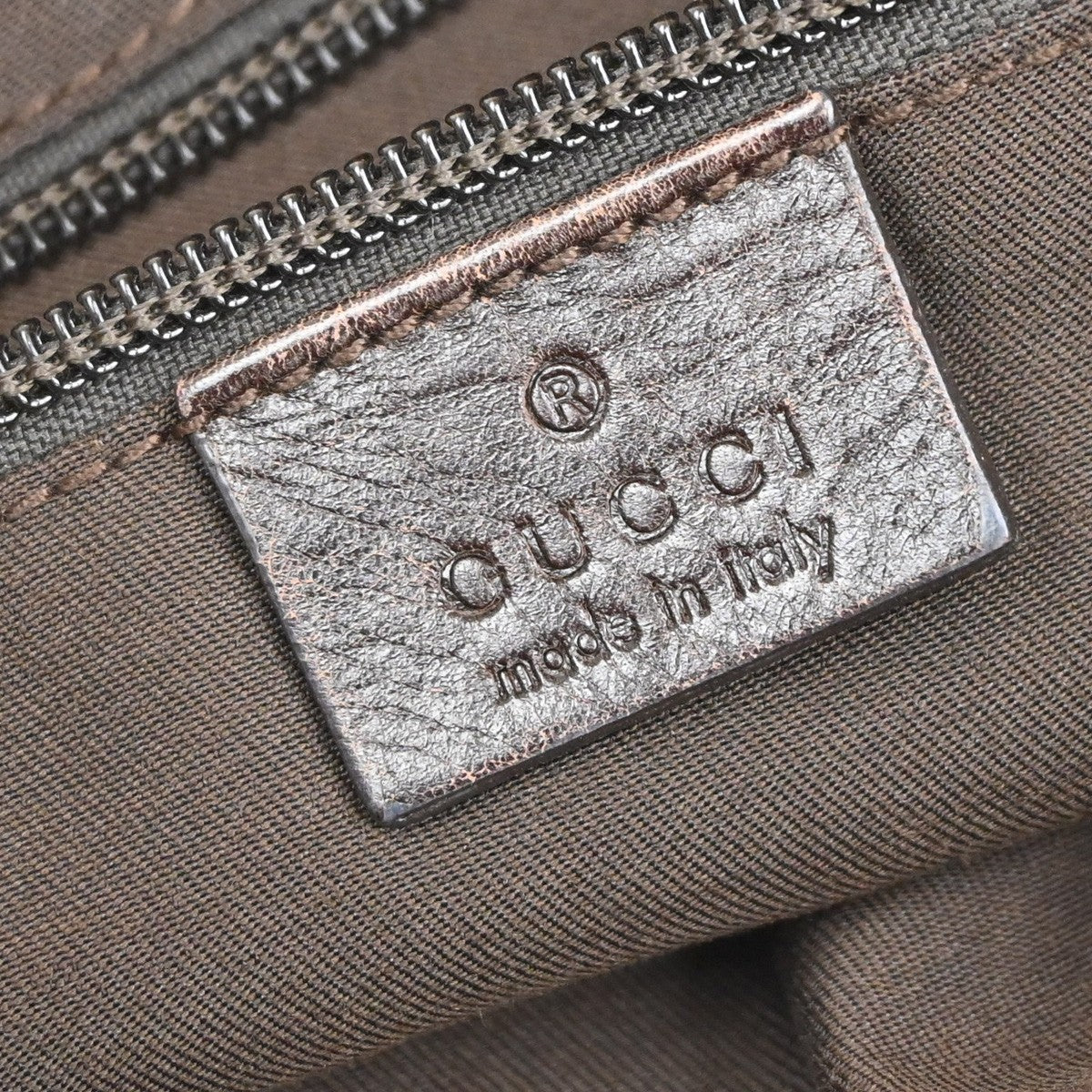 GUCCI Logo GG Pattern Shoulder Bag Canvas Leather Brown SHW Italy 85KB469