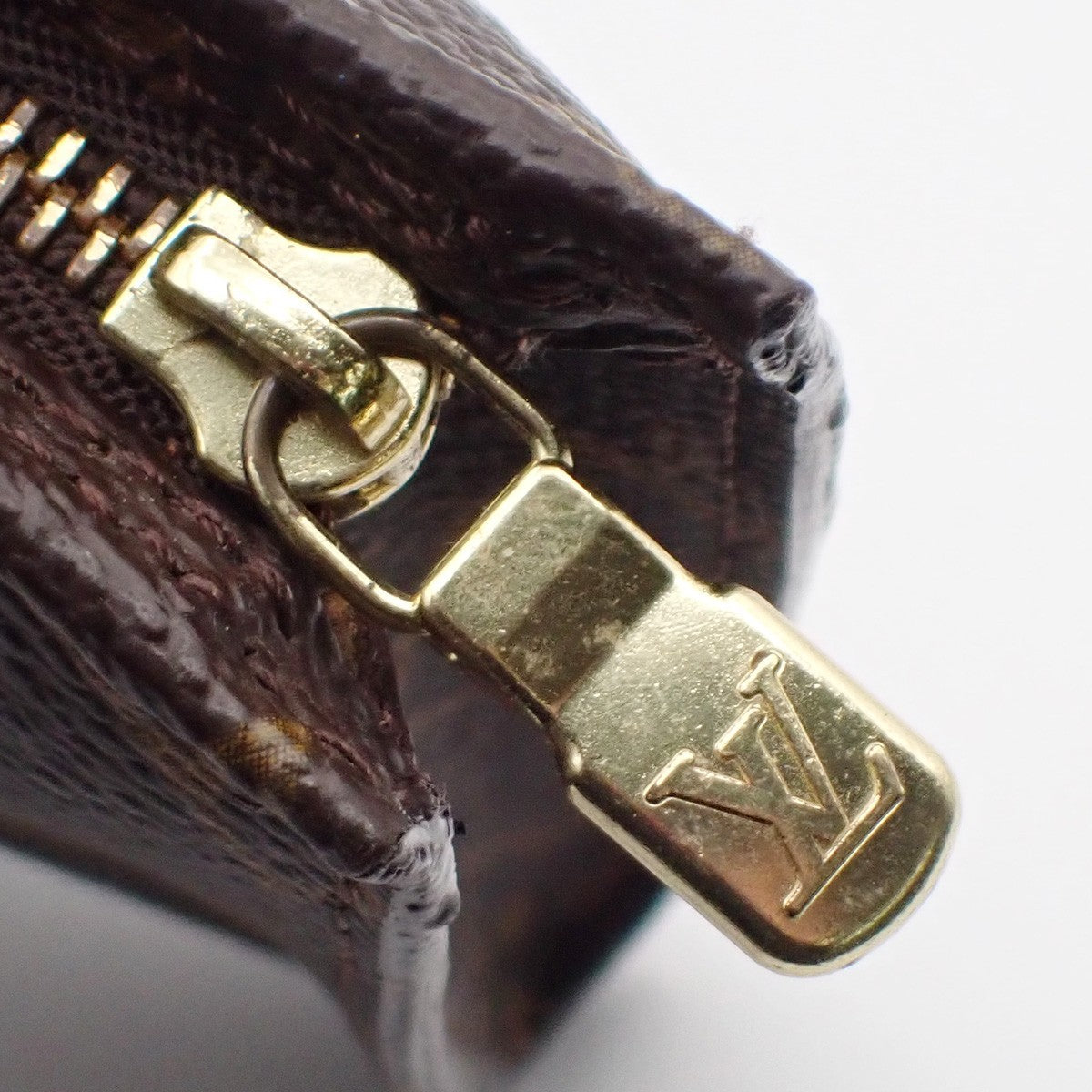 LOUIS VUITTON LV Bucket PM Clutch Pouch Bag Monogram Leather France 02AA129