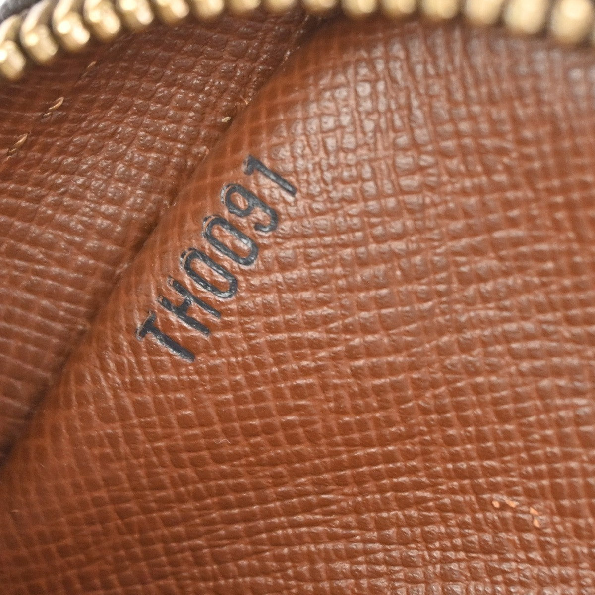LOUIS VUITTON Amazon Crossbody Shoulder Bag Monogram Leather BN M45236 15CA837