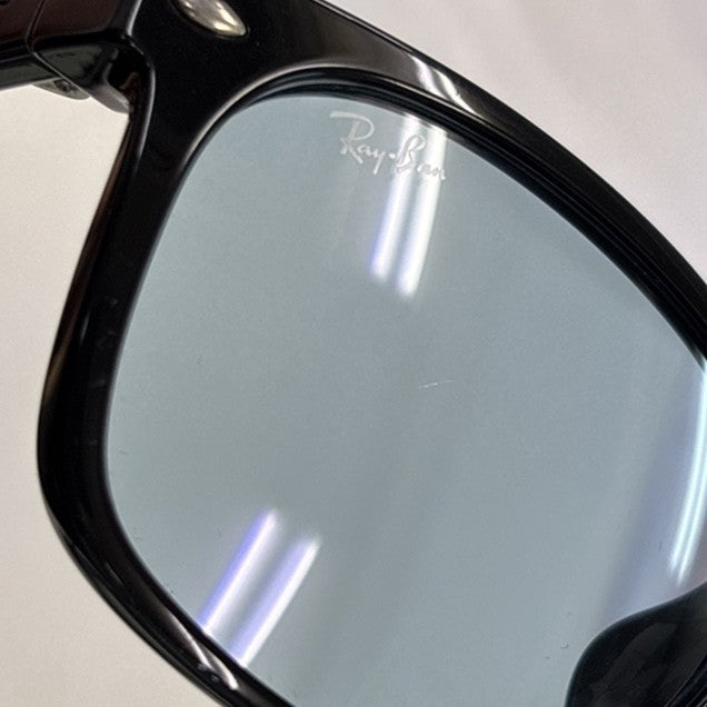 Ray Ban New Wayfarer Sunglasses Eye Wear Plastic BK BE RB 2132-F Italy 07MA608