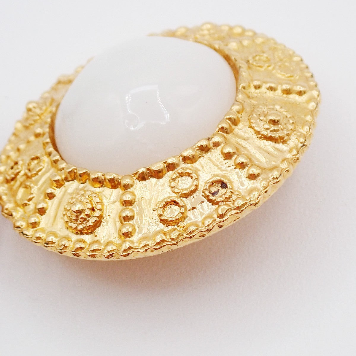 CHANEL Logo Round Immitation Pearl Earrings Clip-On Gold White France 30AA198