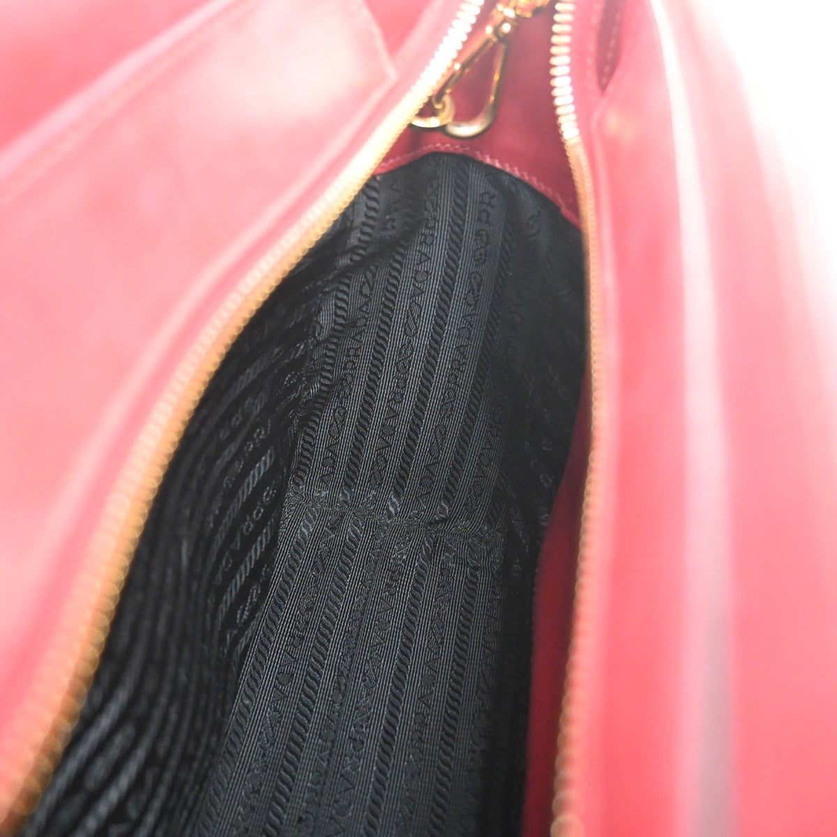 PRADA Galleria Logo 2way Shoulder Hand Bag Saffiano Leather Red GHW 11KC716