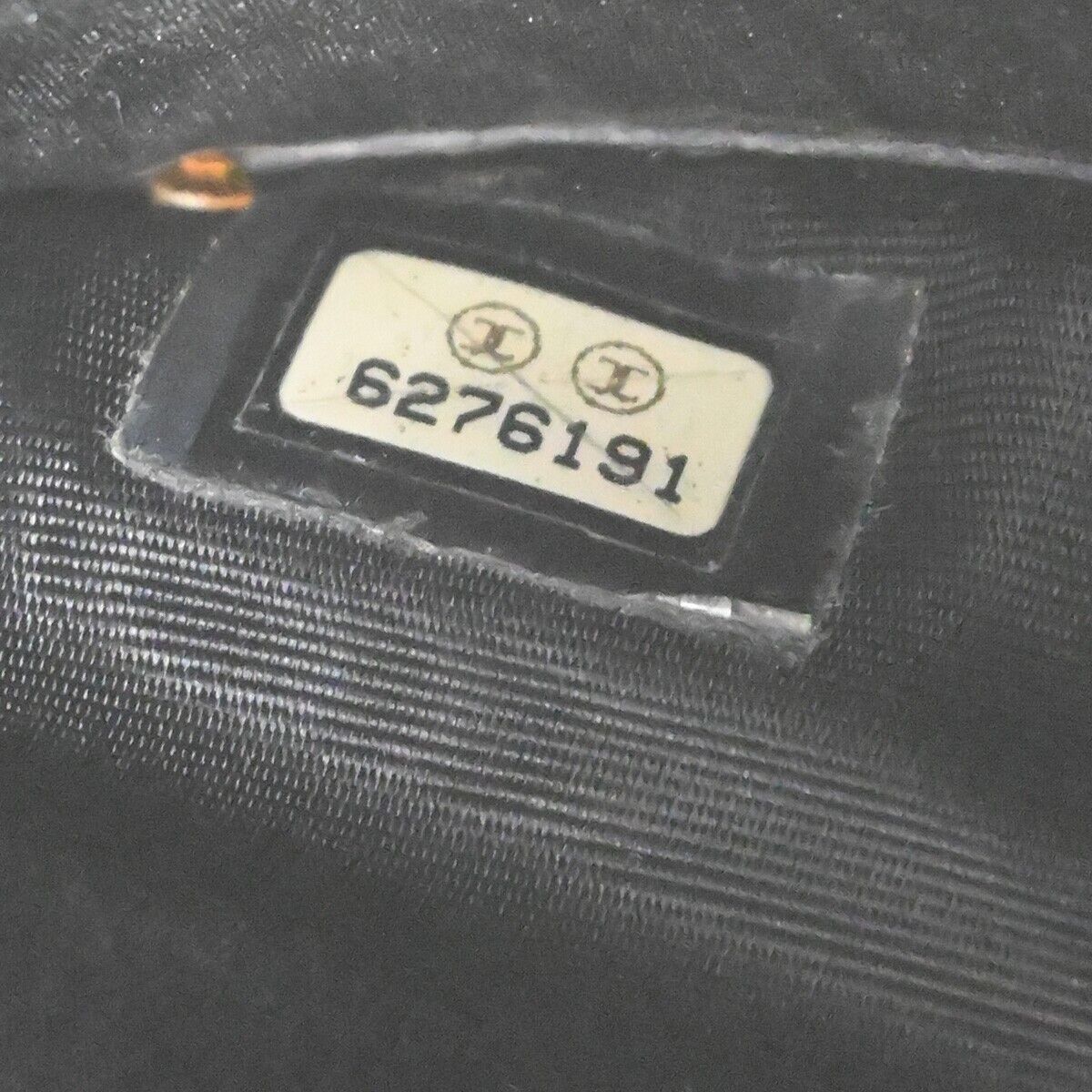 CHANEL CC Logo Long Bifold Wallet Purse Caviar Skin Leather Black GHW 34RF095