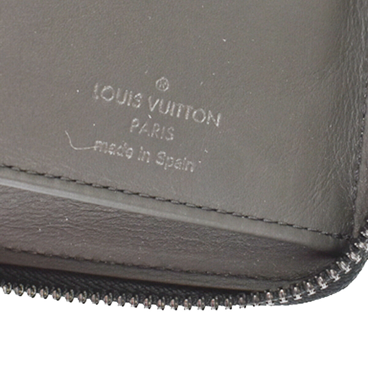 LOUIS VUITTON Zippy Wallet Vertical Wallet Monogram Taurillon BK M69047 12RC999