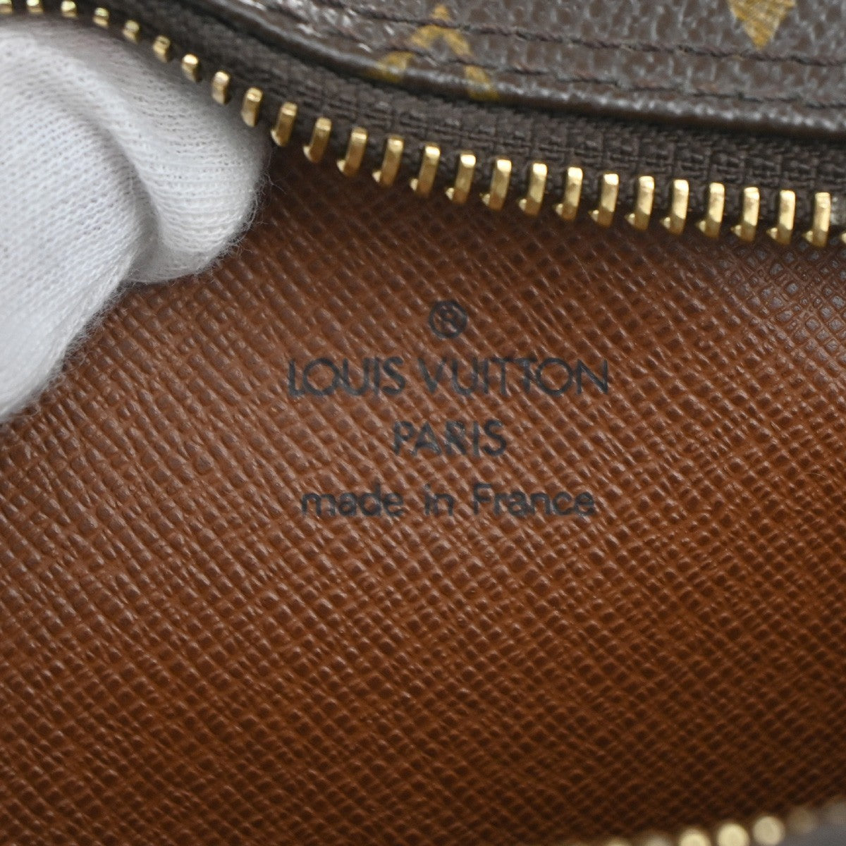 LOUIS VUITTON Amazon Crossbody Shoulder Bag Monogram Leather BN M45236 77CA423