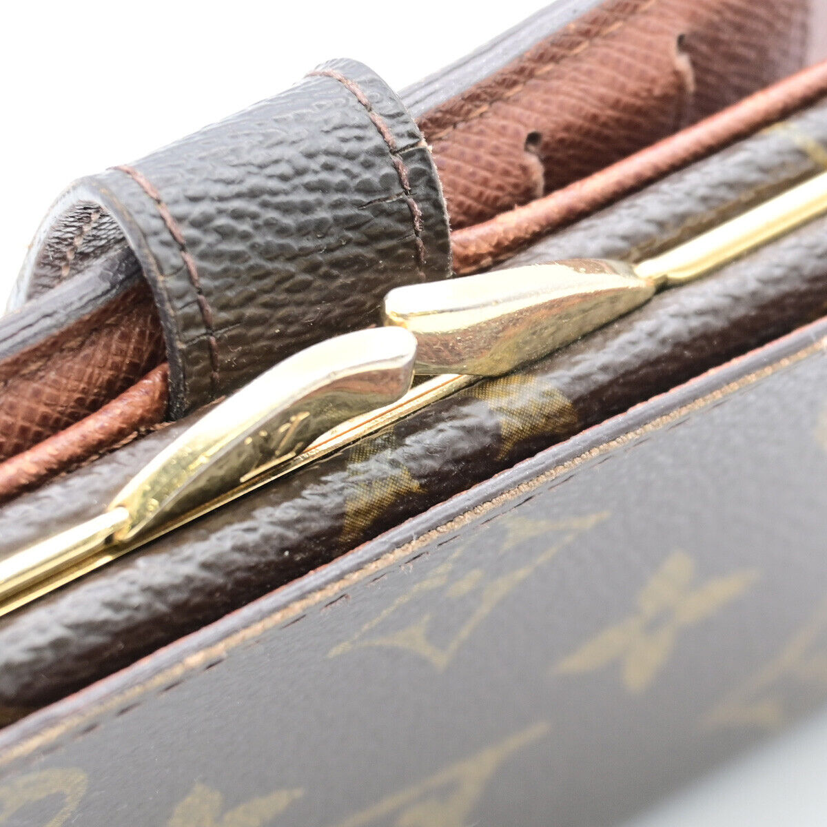 LOUIS VUITTON Porte Monnaie Viennois Bifold Wallet Monogram Brown M61663 01YE809