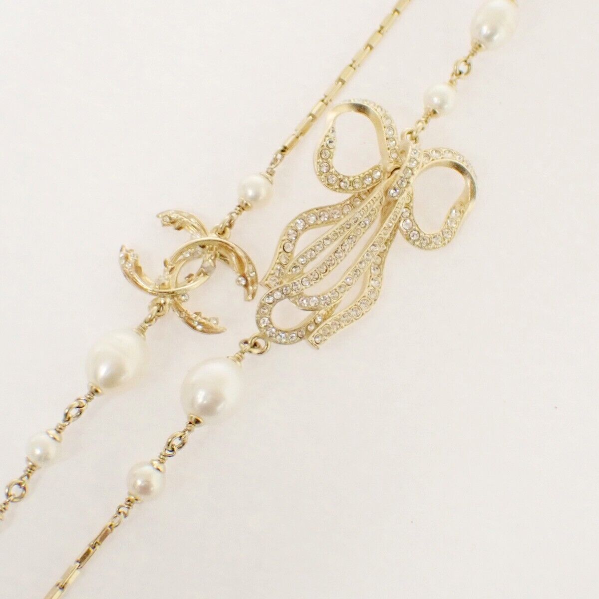 CHANEL CC Rhinestone Imitation Pearl Ribbon Chain Necklace 13C White GHW 20RJ332