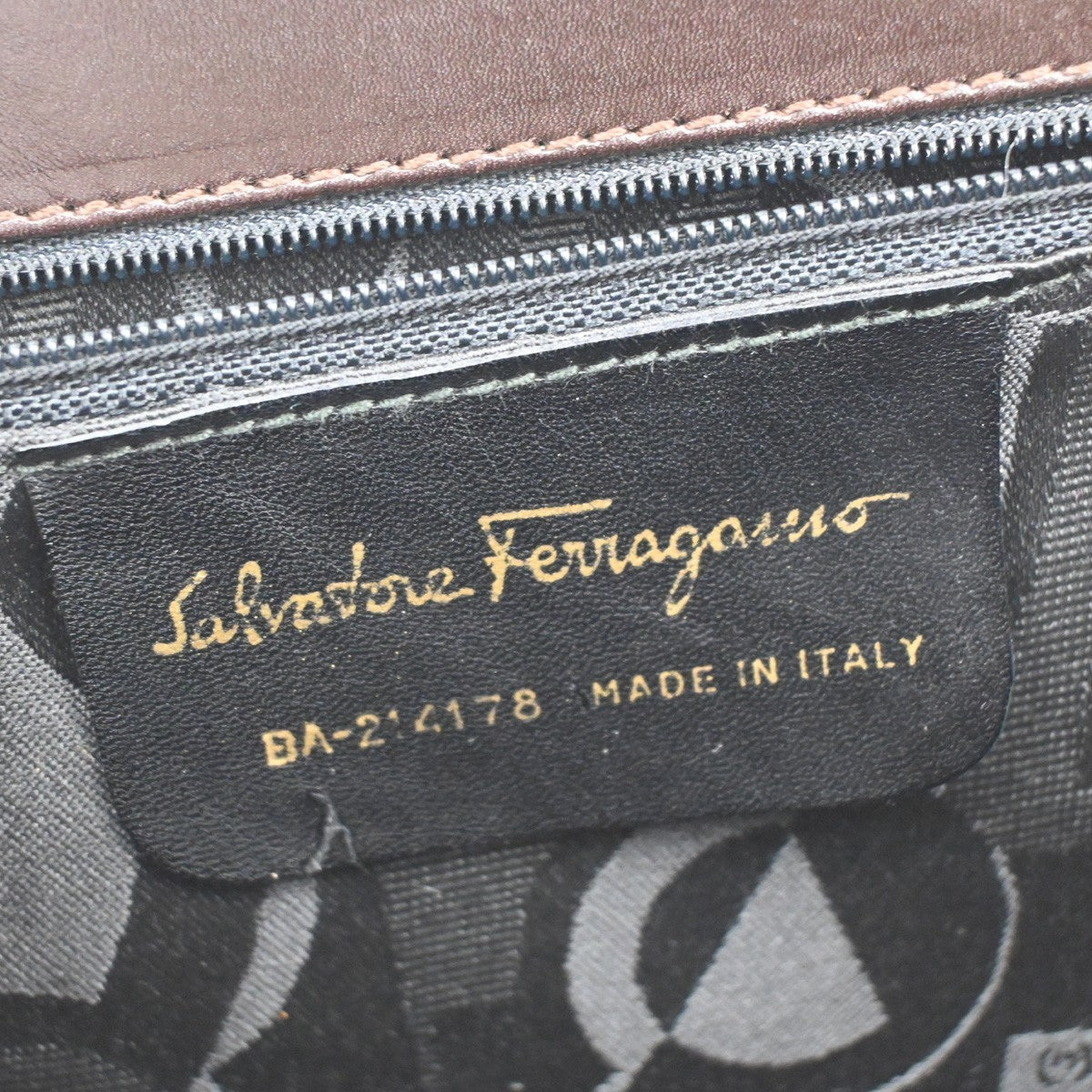 SALVATORE FERRAGAMO Vara Hand Bag Canvas Leather Brown GHW Italy 36EF388