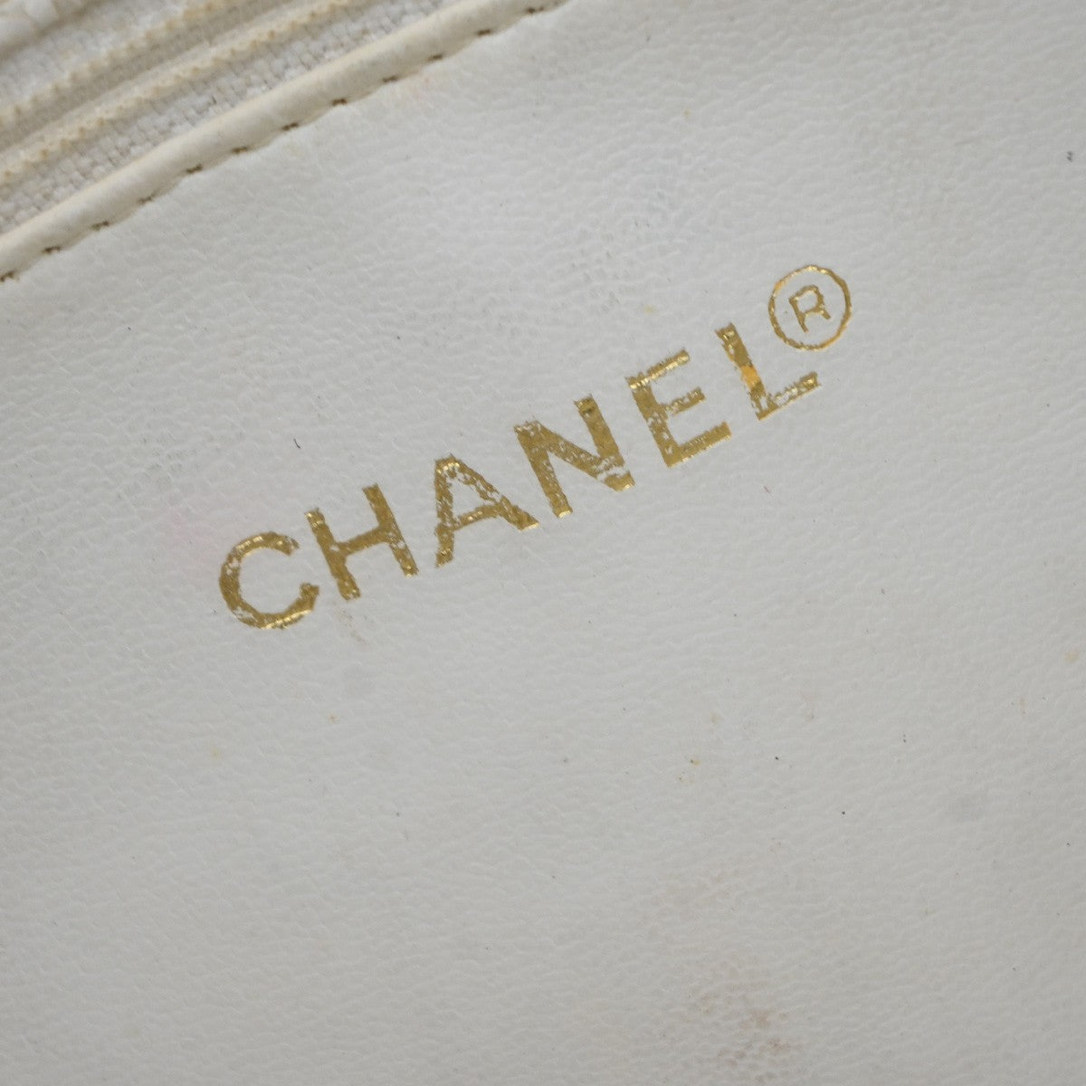 CHANEL CC Shoulder Bag Grained Calfskin Leather White GHW Vintage 12RP179