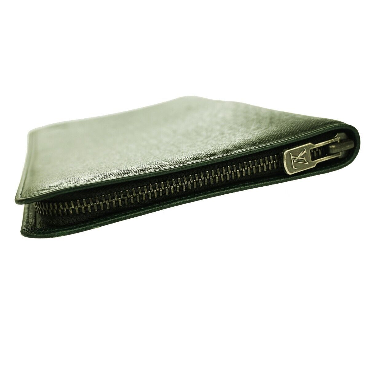 LOUIS VUITTON Travel Case Long Bifold Wallet Taiga Leather Epicea Green 63GA195