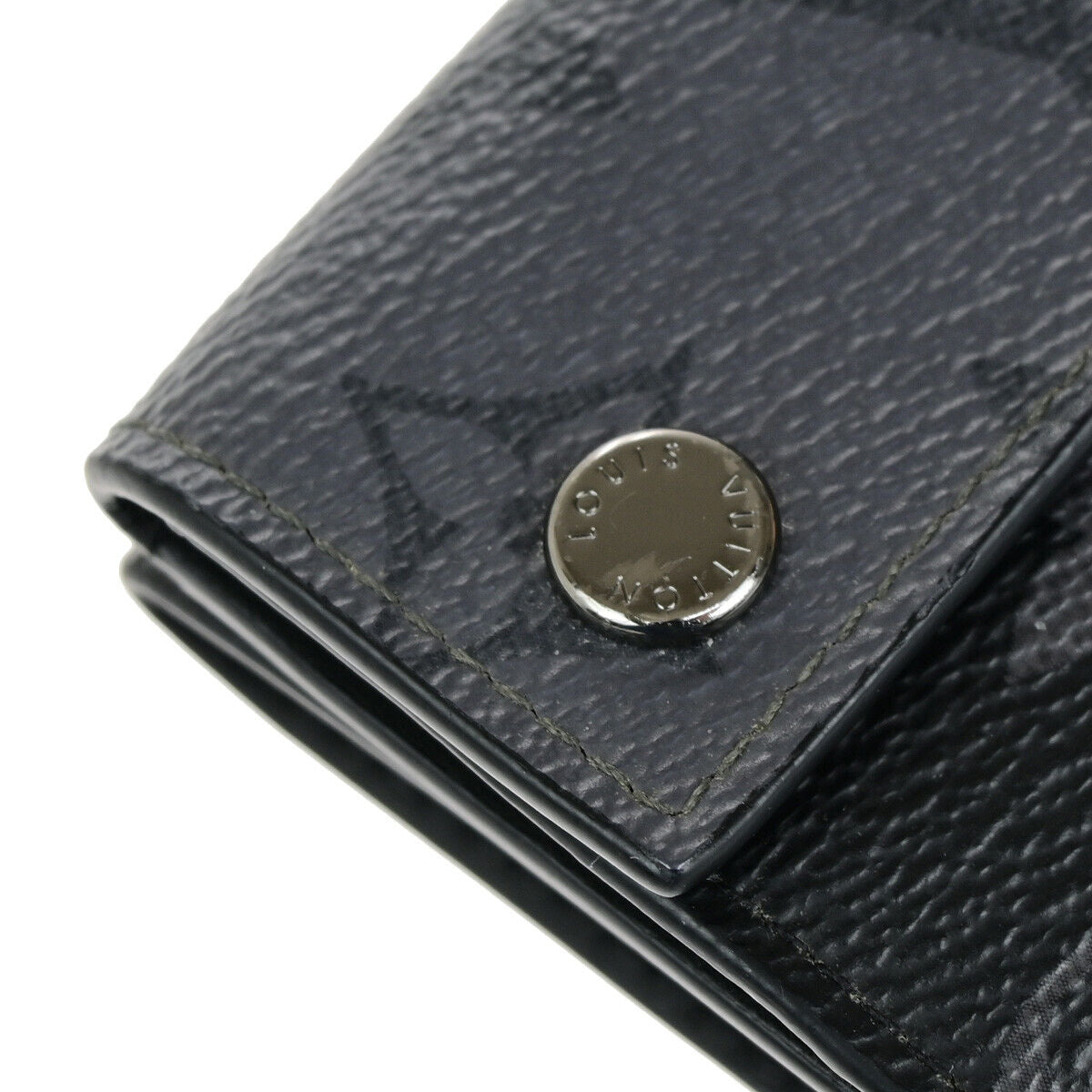 LOUIS VUITTON Discovery Compact Wallet Monogram Eclipse Reverse M45417 36YG748