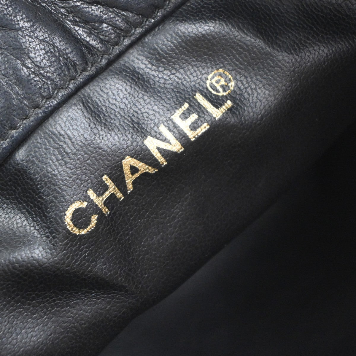 CHANEL CC Logo Drawstring Mini Chain Shoulder Bag Leather Black Vintage 40RP062