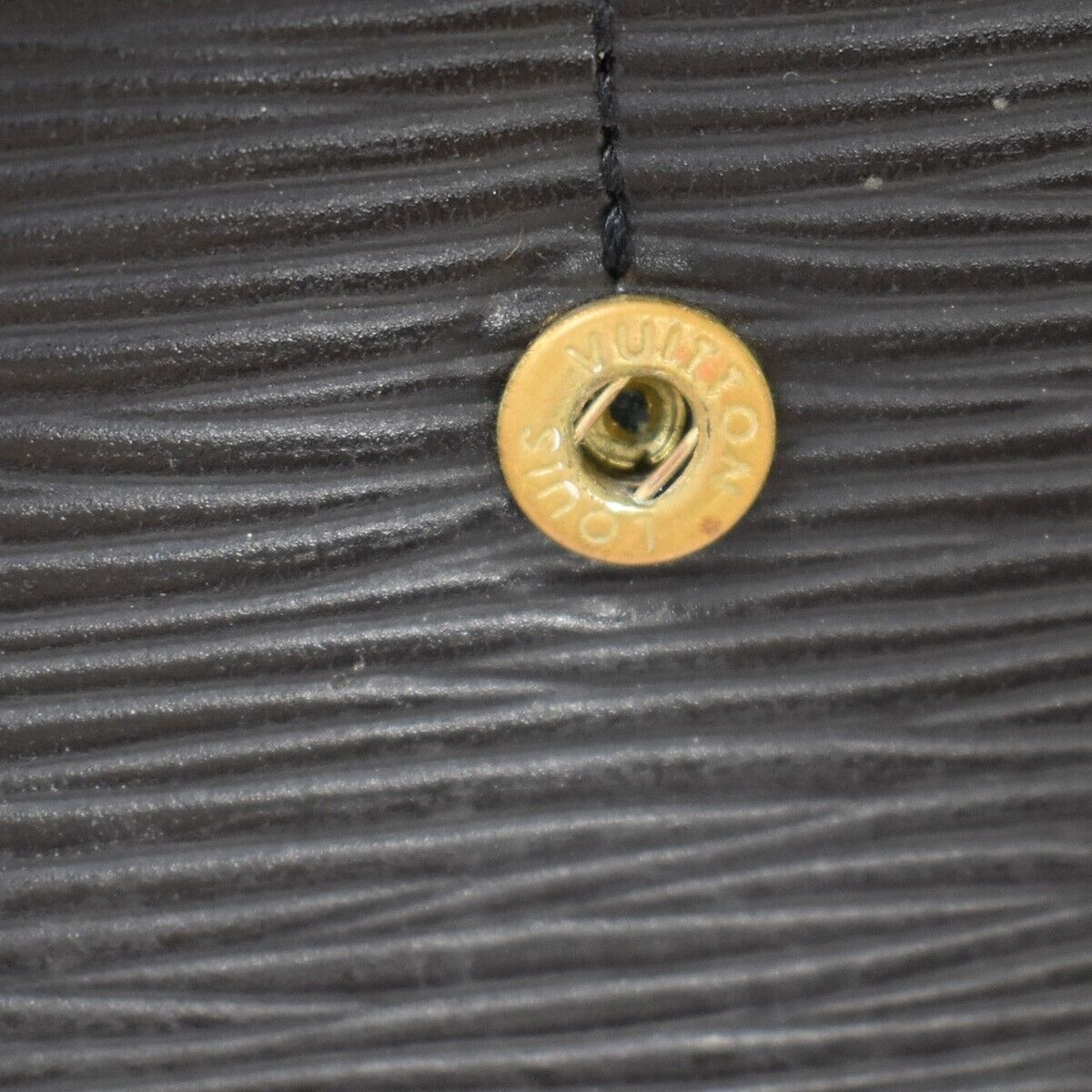 LOUIS VUITTON Porte Monnaie Credit Long Bifold Wallet Epi Leather M63572 04GA668