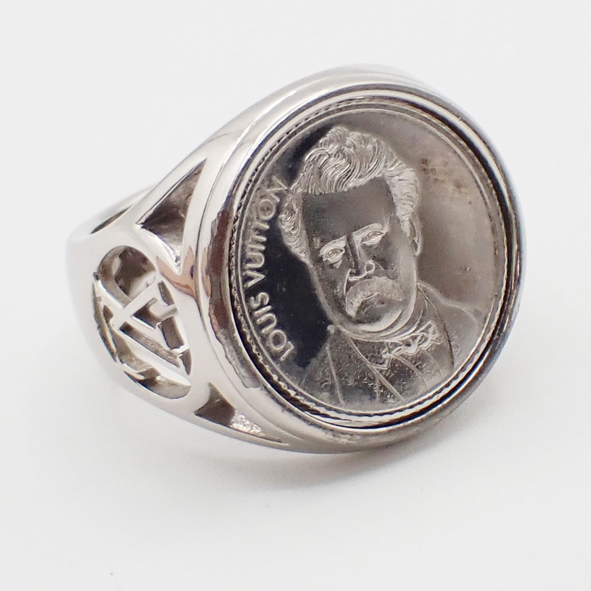Louis Vuitton Chevaliere Medallion Ring Size M US 9 Metal Silver M63668 61RP010