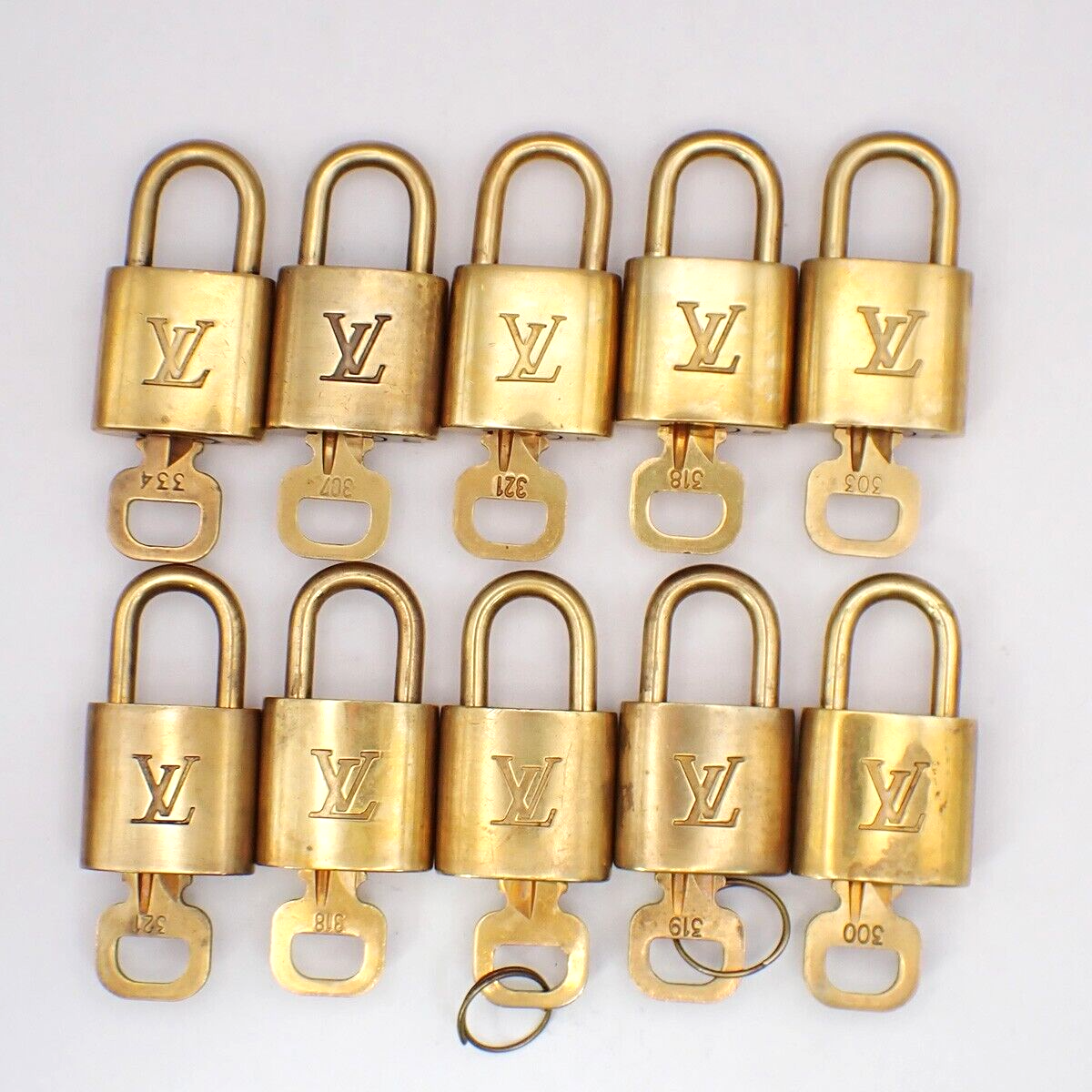 LOUIS VUITTON LV 10 Set  Padlock Key Bag Charm Cadena Gold Plated France 62YF805