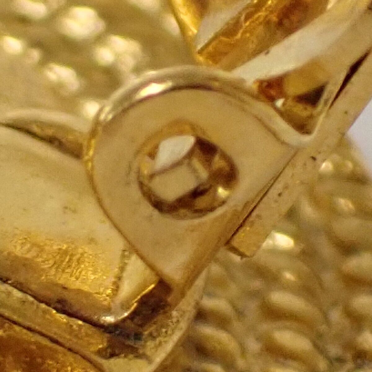 CHANEL CC Round Imitation Pearl Button Earrings 96A Clip-On GHW Vintage 33FA107