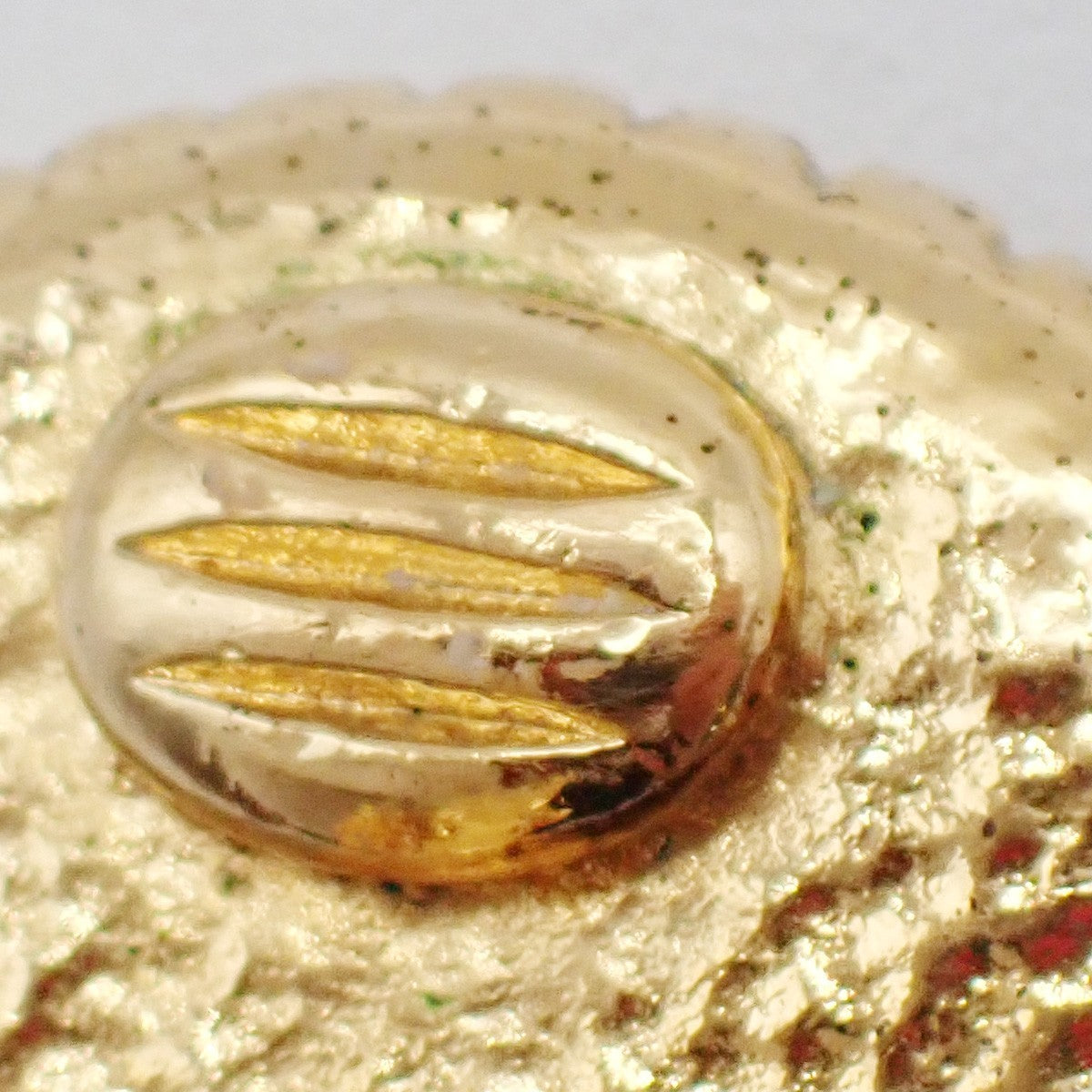 CHANEL CC Logo Round Button Earrings 96A Clip-On Gold France Vintage 39RL906