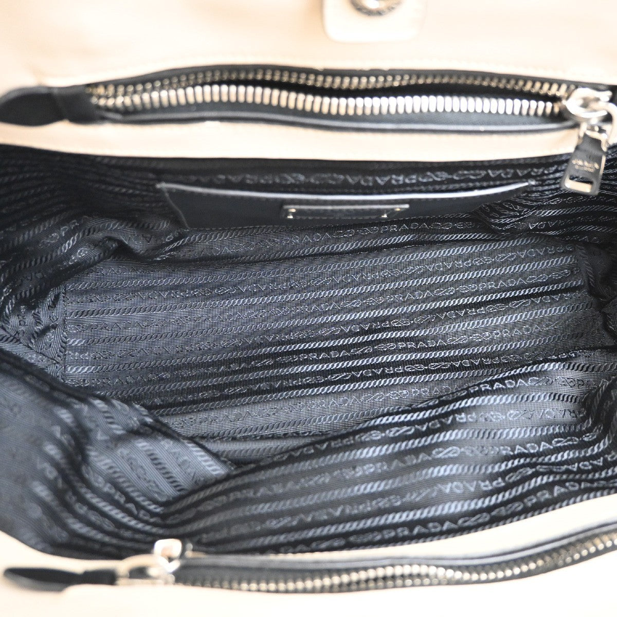 PRADA City Calf Bicolor 2Way Shoulder Tote Hand Bag Leather Black White 34KC748