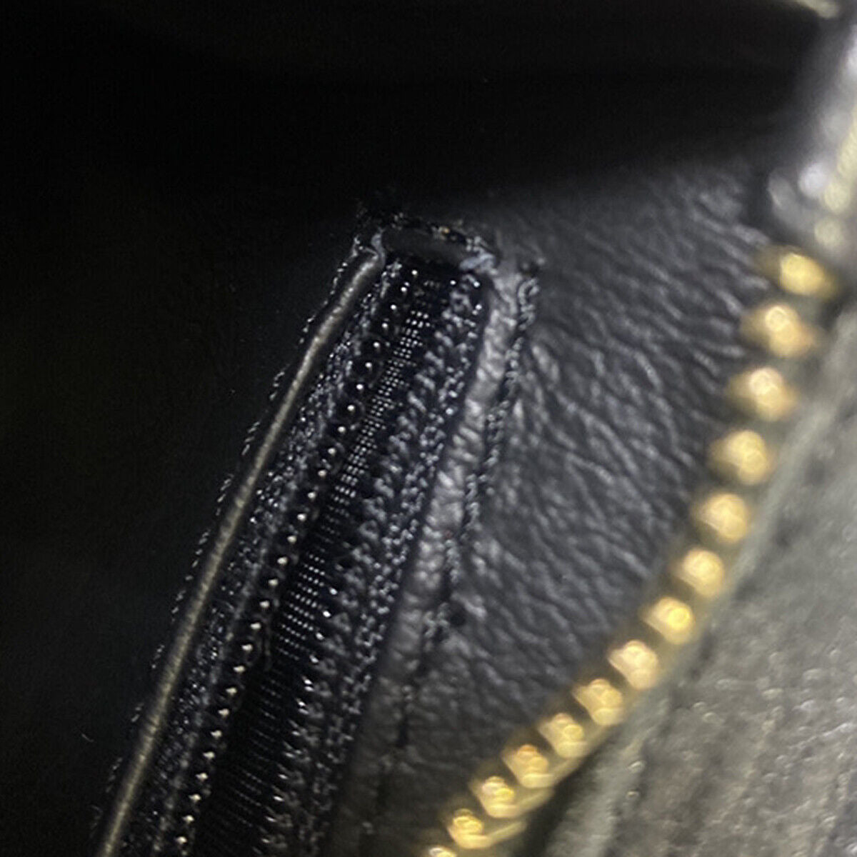 GIANNI VERSACE Logo Medusa Chain Shoulder Bag Leather Black GHW 72YG342