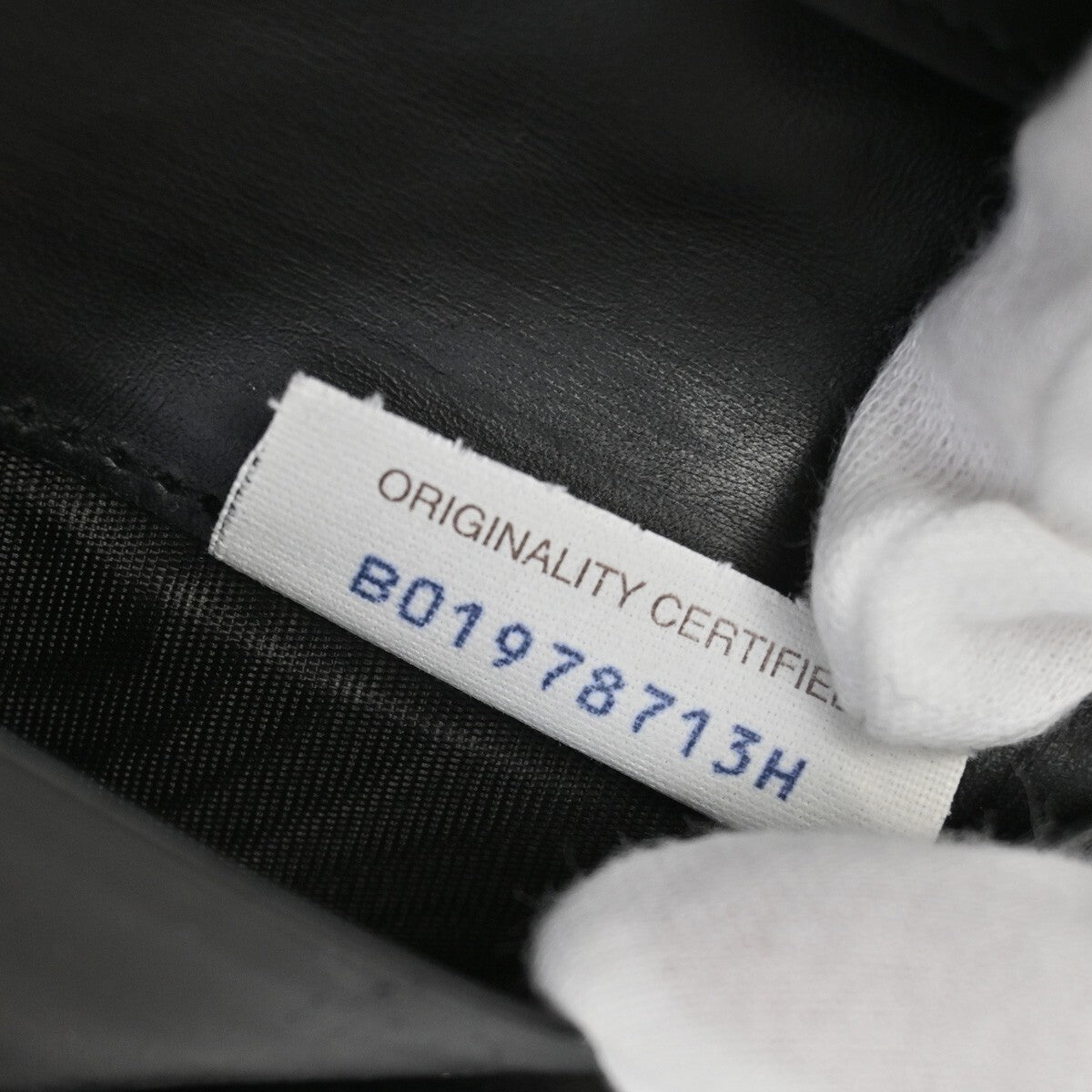 BOTTEGA VENETA Logo Intrecciato Bifold Long Wallet Leather Black Italy 69EE267