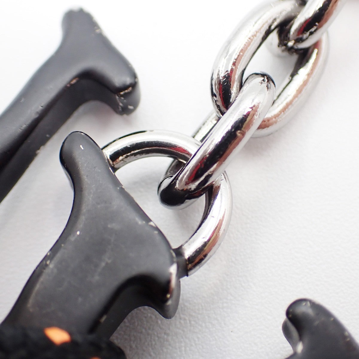 LOUIS VUITTON Porete Cles LV Shaped Rope Key Chain Black Silver MP2617 32KP063