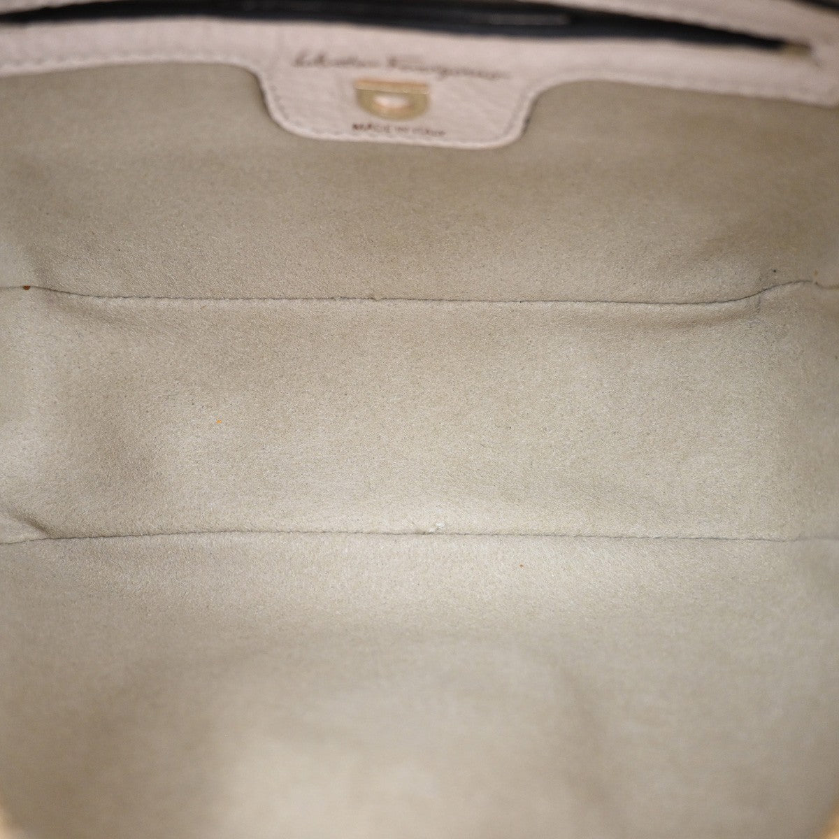 SALVATORE FERRAGAMO Logo Gancini Mini Shoulder Bag Leather White GWH 38EF396