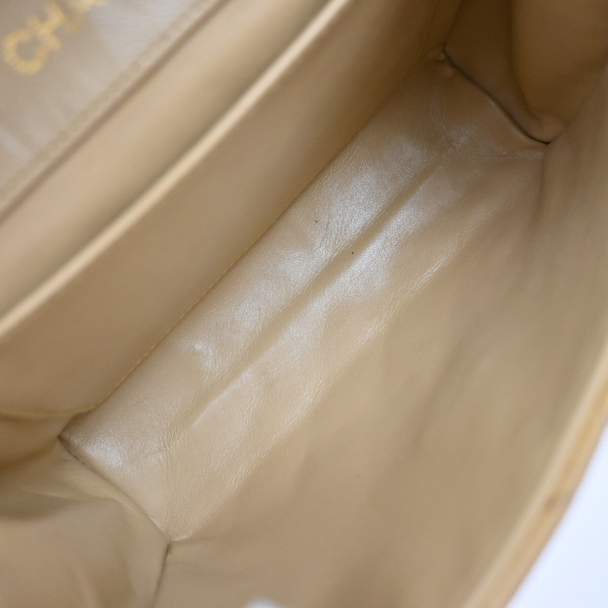 CHANEL CC Logo Mini Matelasse Chain Shoulder Bag Leather Beige GHW 675RF438