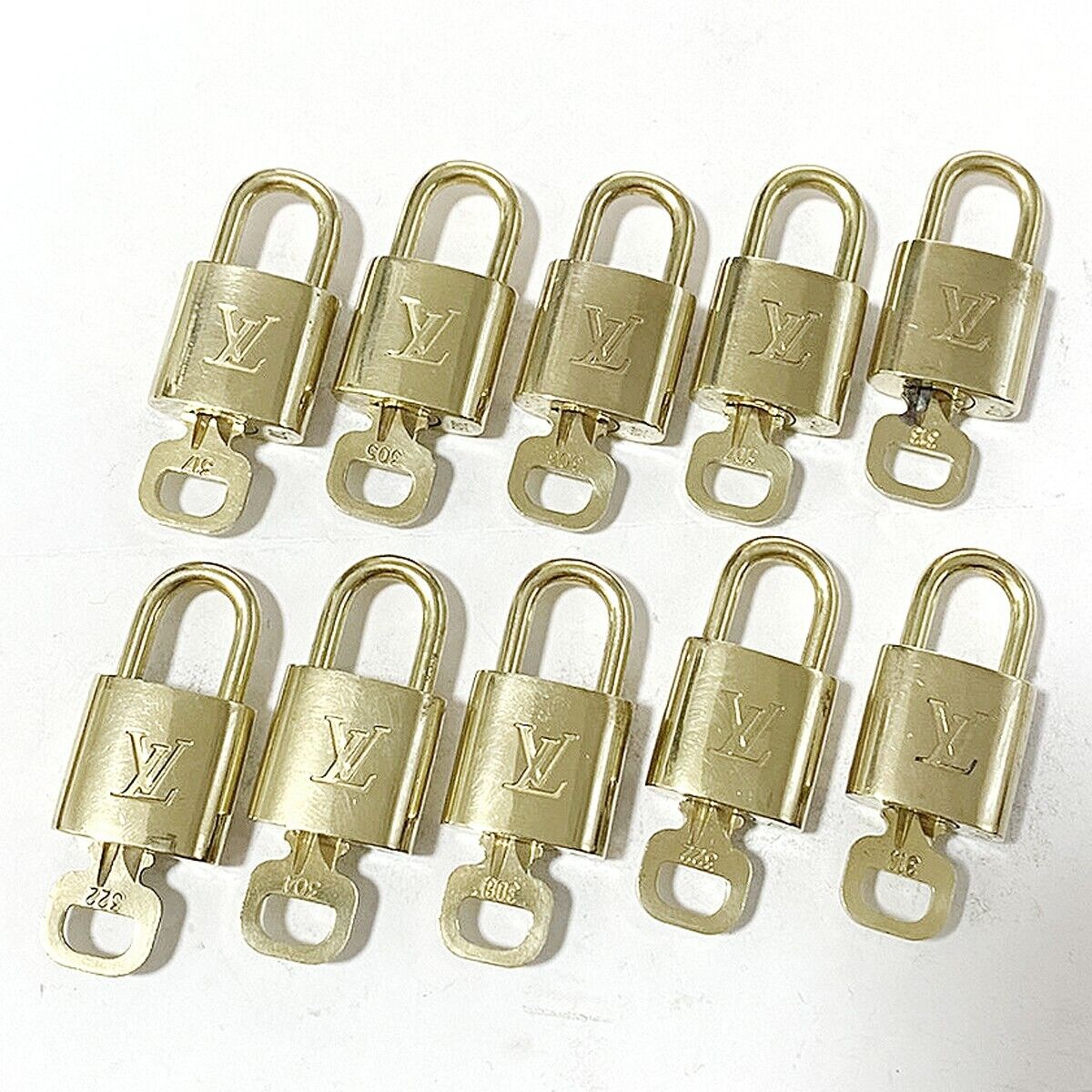 LOUIS VUITTON LV 10 SET PADLOCK KEY BAG CHARM CADENA GOLD-PLATED FRANCE 35MT270