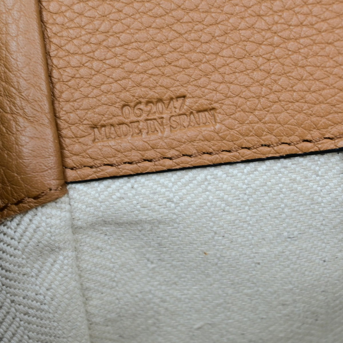 LOEWE Logo Hammock Small 2Way Shoulder Hand Bad Leather Brown GHW Spain 683RL069