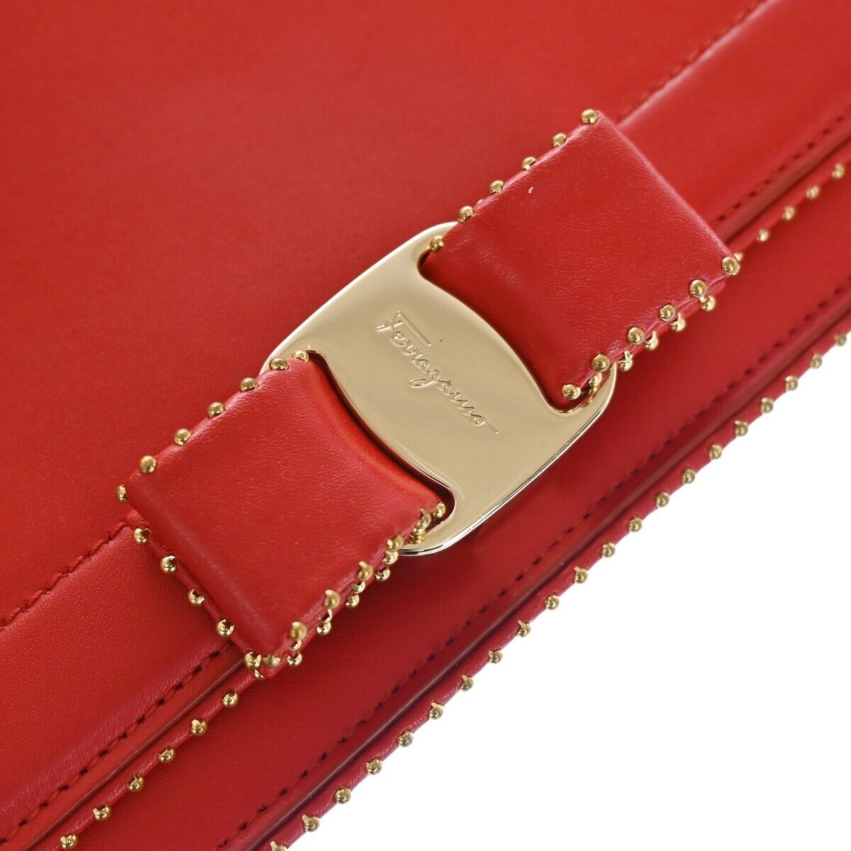 SALVATORE FERRAGAMO Vara Studs 2Way Shoulder Clutch Hand Bag Leather Red 88YD333