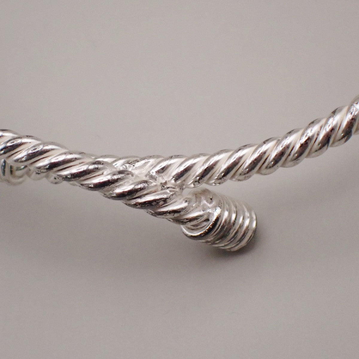 HERMES Logo Twisted Rope Knot Bracelet Bangle Silver 680LC634