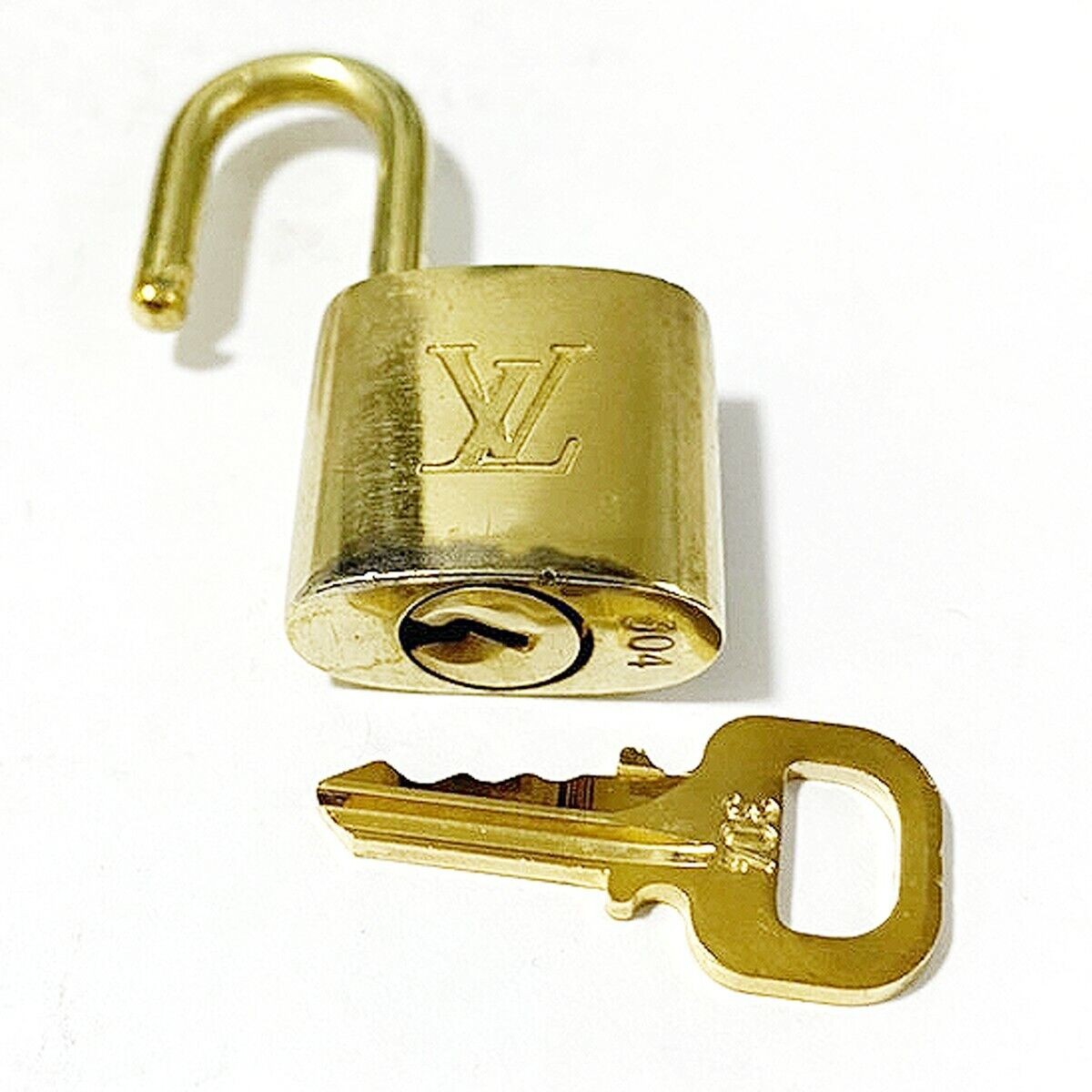 LOUIS VUITTON LV 10 SET PADLOCK KEY BAG CHARM CADENA GOLD-PLATED FRANCE 36MT010