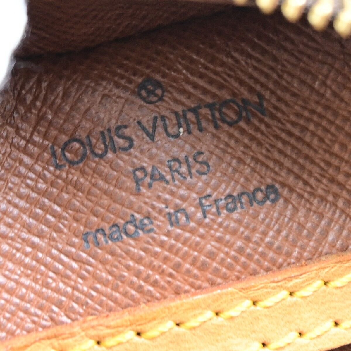 LOUIS VUITTON Blois Crossbody Shoulder Bag Monogram Leather Brown M51221 75FA672