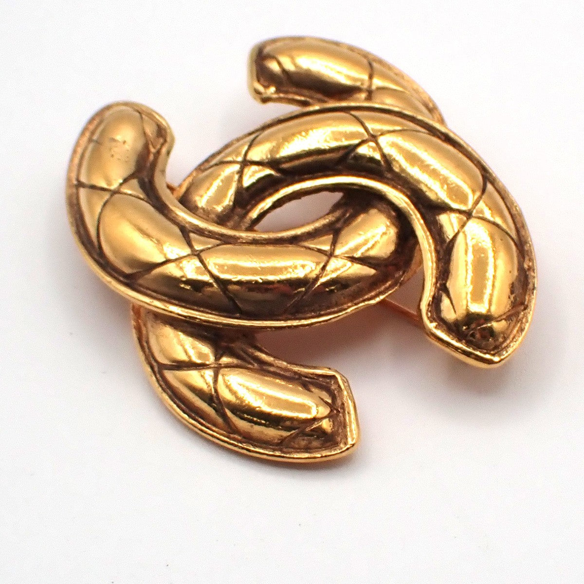 CHANEL CC Logo Matelasse Pin Brooch Gold GHW Accessory 84RL963