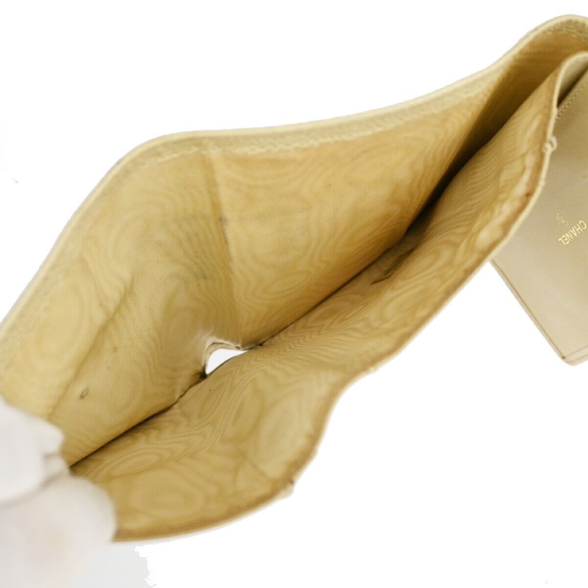 CHANEL CC Logo Trifold Wallet Purse Caviar Skin Leather Ivory Italy 62RJ490