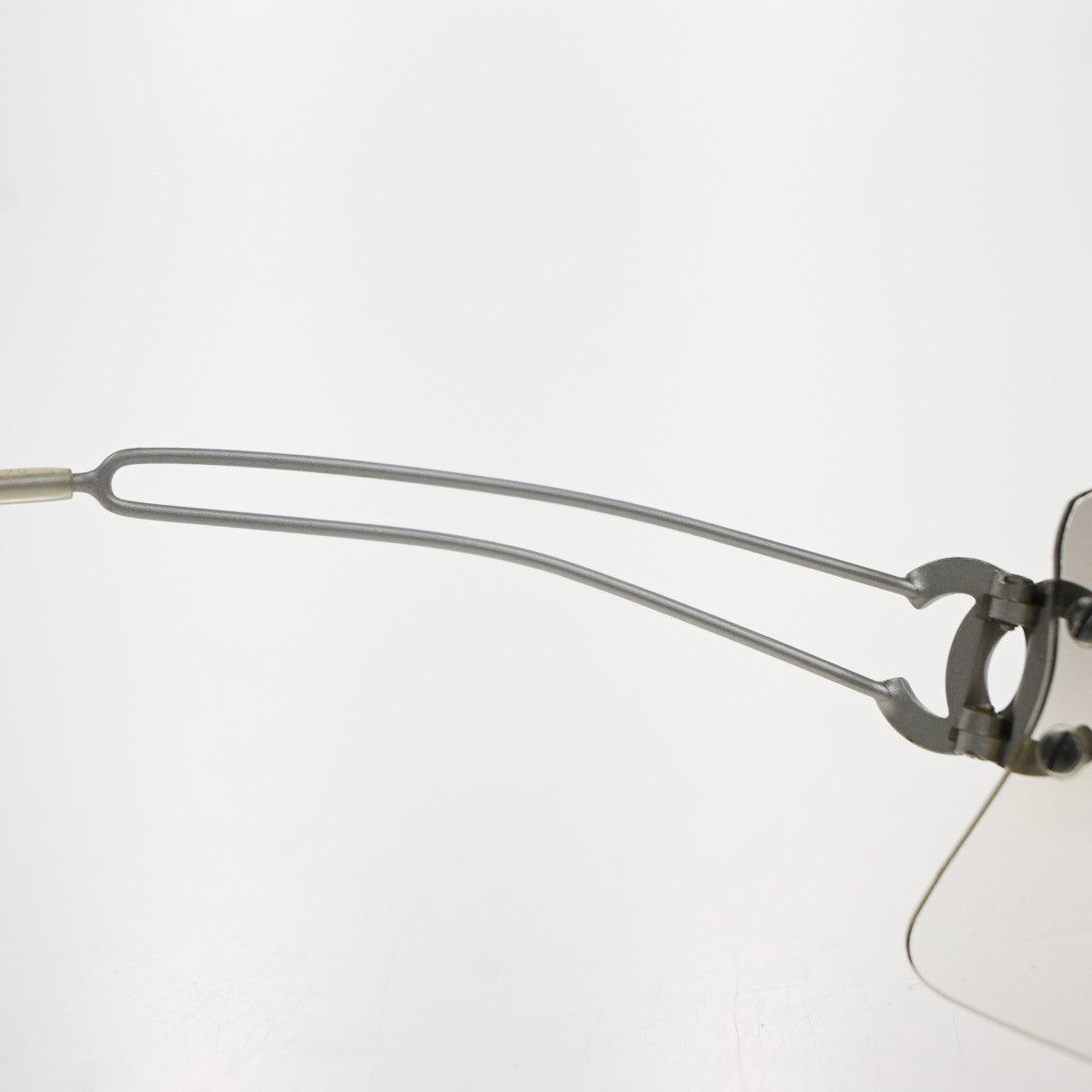 CHANEL CC Logo Rhine Stone Sunglasses Eye Were Plastic Metal Silver 63RL856