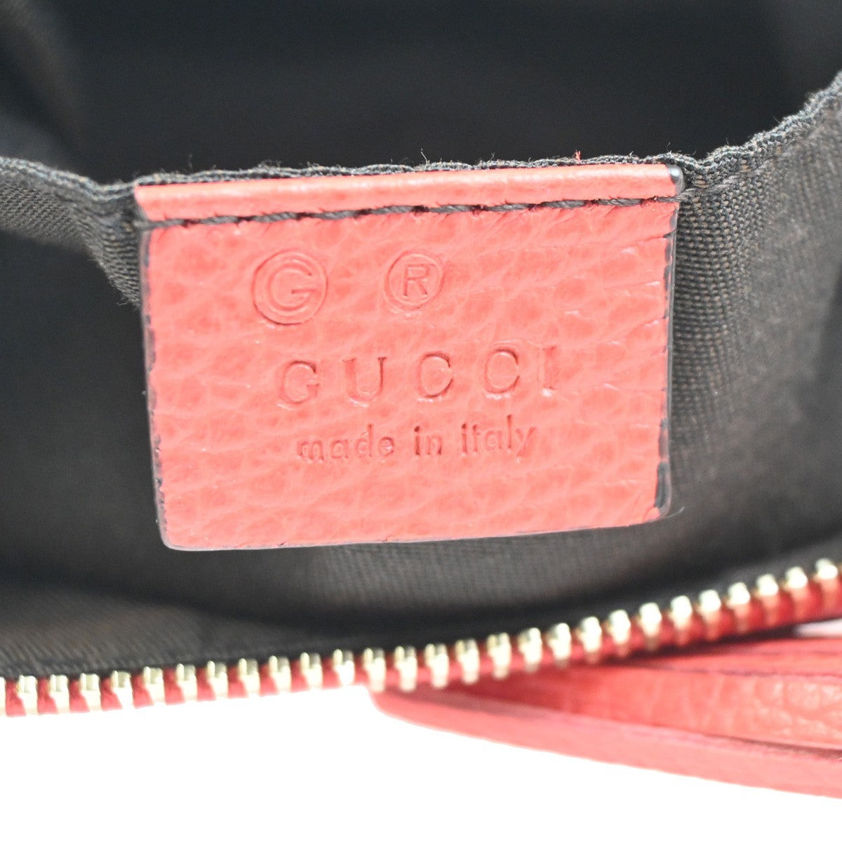 GUCCI Logo Bamboo Charm Clutch Pouch Bag Pebbled Leather Red Italy 61KC890
