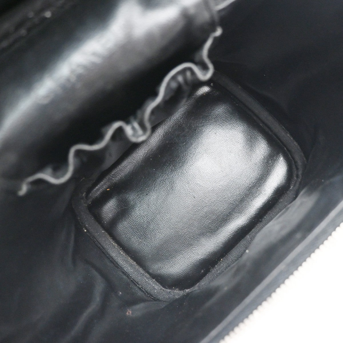 CHANEL CC Logo Vanity Hand Bag Grained Calfskin Leather Black Vintage 14RF886