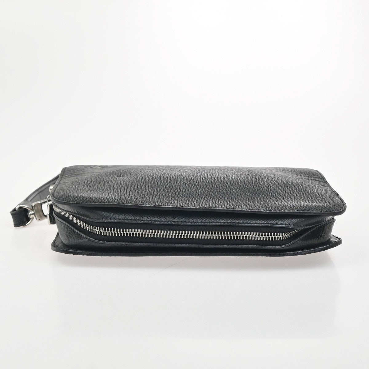 LOUIS VUITTON LV Logo BAIKAL Clutch Hand Bag Taiga Leather Black M30182 04KC763